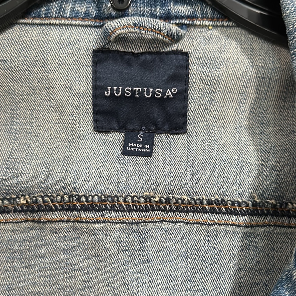 Jean jacket - Picture 2 of 3